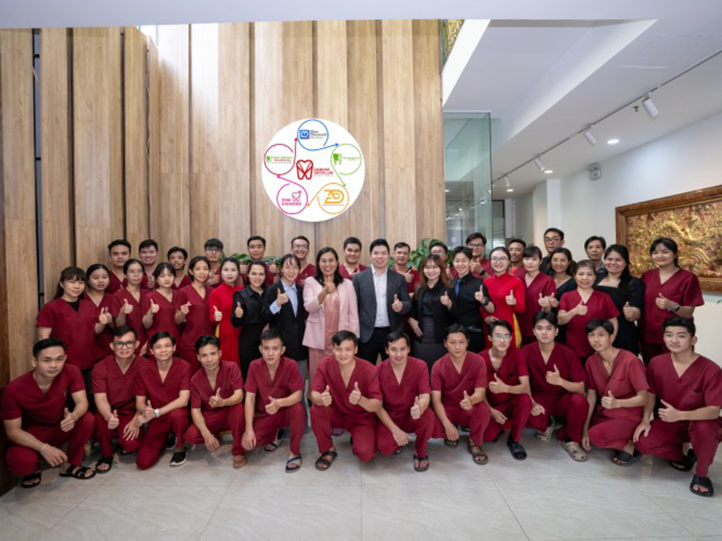 Cột mốc Diamond được thành lập